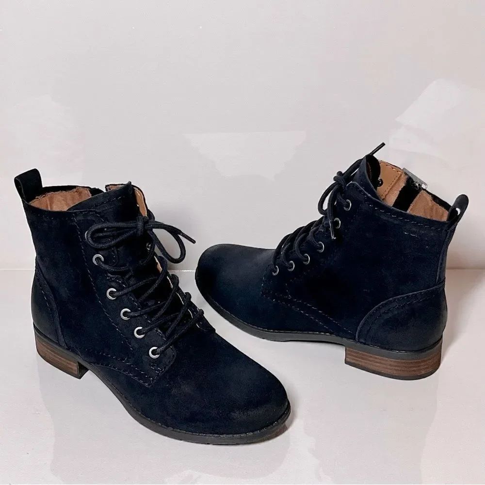 Earth Janel Leather Lace-Up Ankle Boots